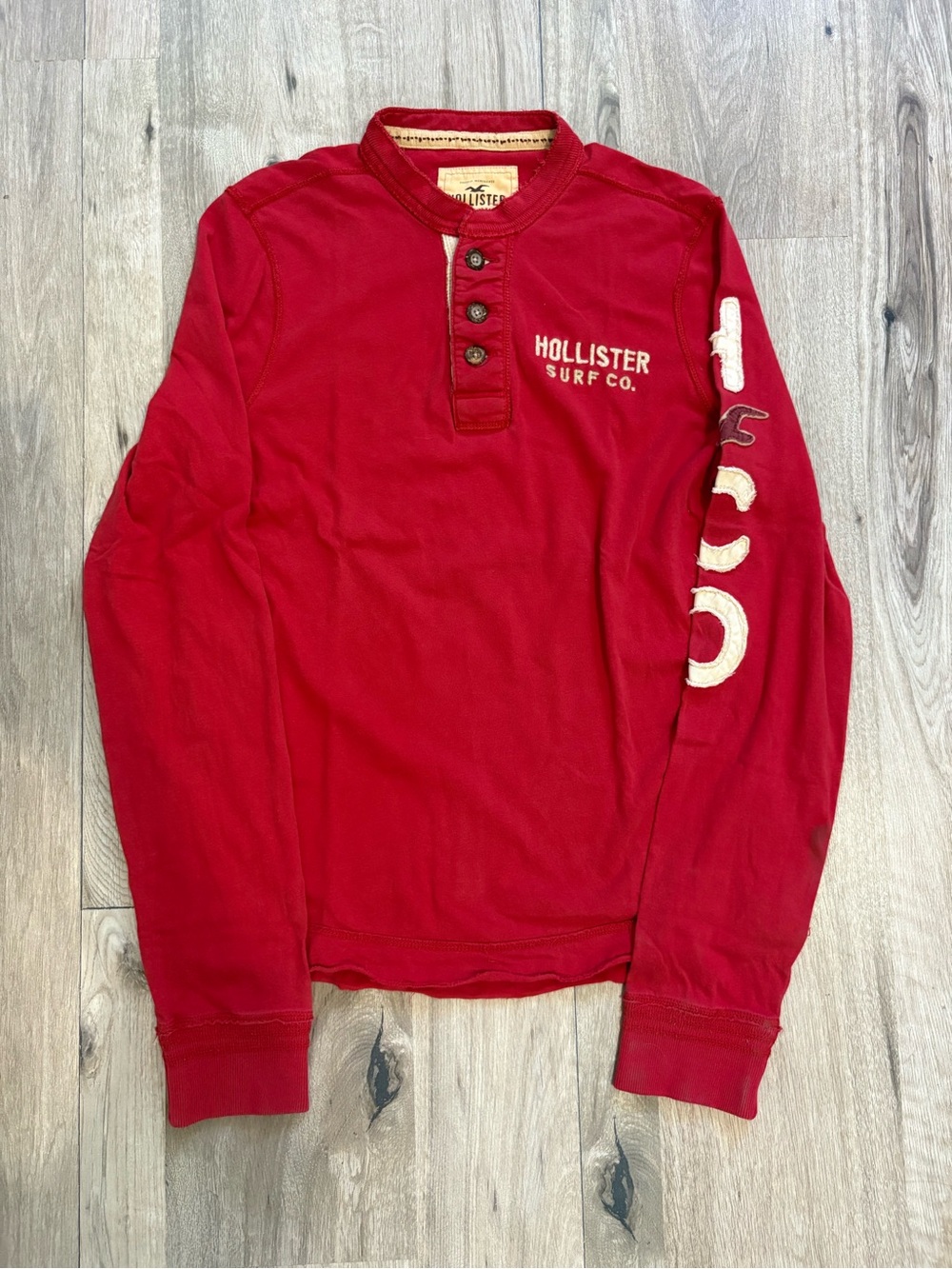 Hollister surf and co Henley long sleeve size L